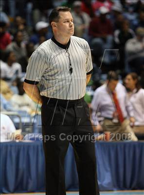 Thumbnail 2 in Concord vs Beddingfield (NCHSAA 3A State Final) photogallery.