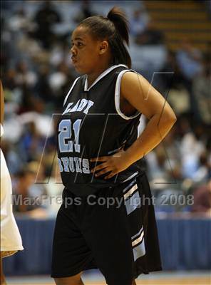 Thumbnail 1 in Concord vs Beddingfield (NCHSAA 3A State Final) photogallery.