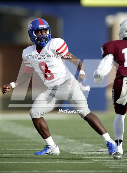 Thumbnail 1 in Lewisville vs. Duncanville photogallery.