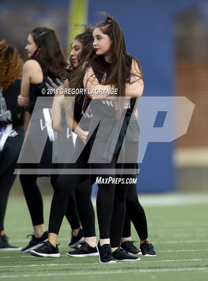 Thumbnail 2 in Lewisville vs. Duncanville photogallery.