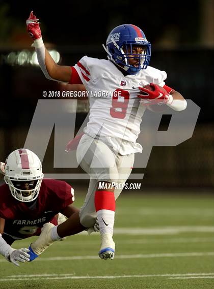 Thumbnail 2 in Lewisville vs. Duncanville photogallery.