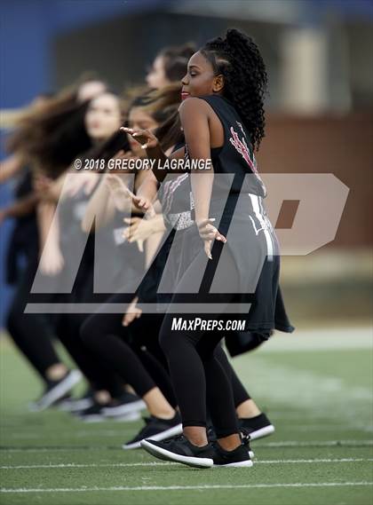 Thumbnail 3 in Lewisville vs. Duncanville photogallery.