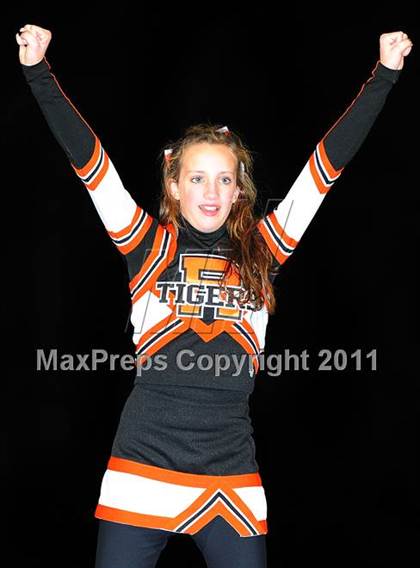 Thumbnail 2 in McMahon @ Ridgefield photogallery.
