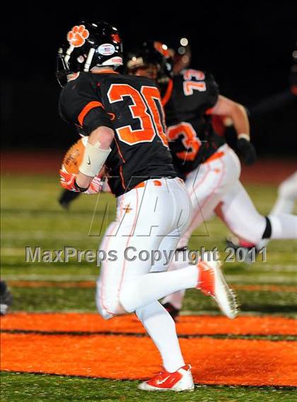 Thumbnail 3 in McMahon @ Ridgefield photogallery.
