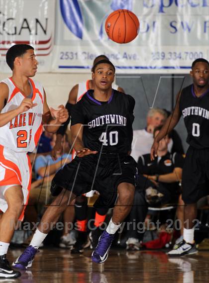 Thumbnail 3 in Southwind vs. Lake Wales (City of Palms Classic) photogallery.