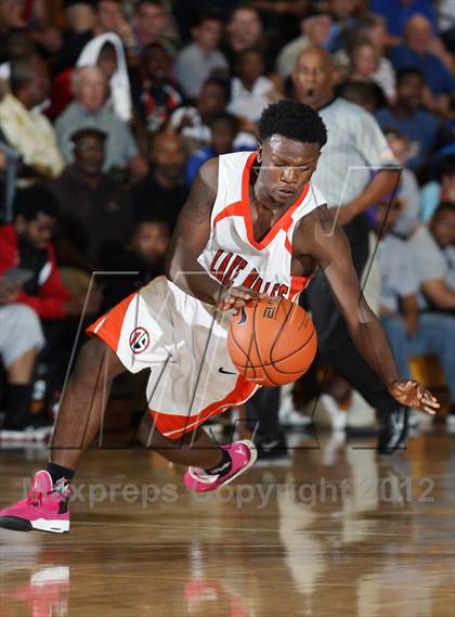Thumbnail 3 in Southwind vs. Lake Wales (City of Palms Classic) photogallery.