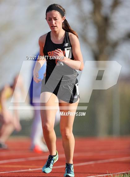 Thumbnail 1 in Phillipsburg Invitational Track Meet photogallery.