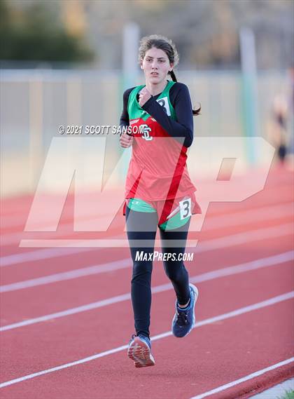 Thumbnail 2 in Phillipsburg Invitational Track Meet photogallery.