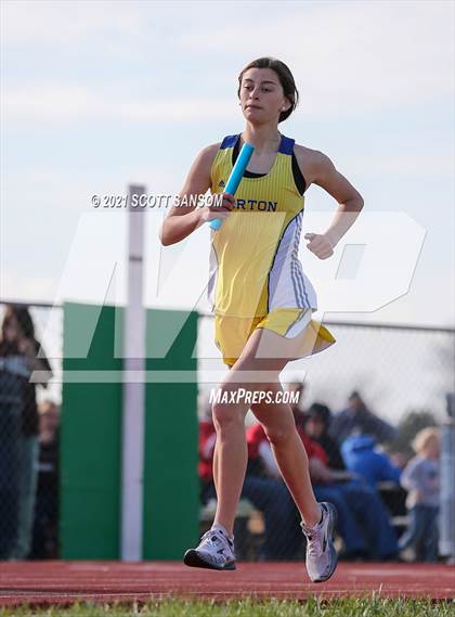 Thumbnail 1 in Phillipsburg Invitational Track Meet photogallery.