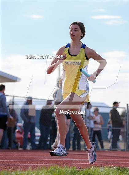 Thumbnail 1 in Phillipsburg Invitational Track Meet photogallery.