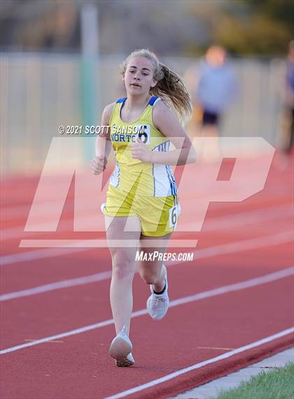 Thumbnail 3 in Phillipsburg Invitational Track Meet photogallery.