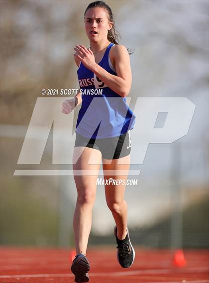 Thumbnail 3 in Phillipsburg Invitational Track Meet photogallery.
