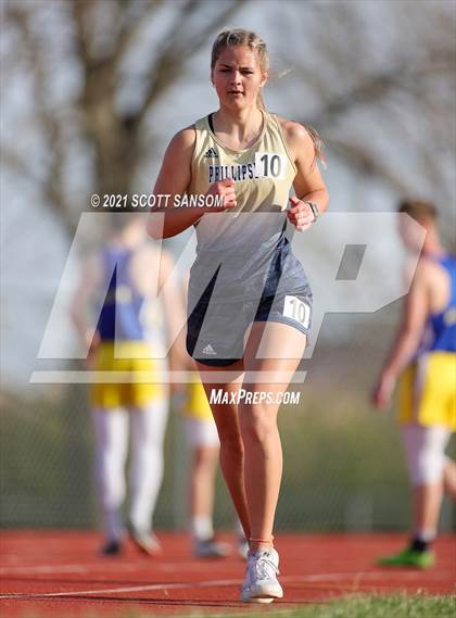 Thumbnail 3 in Phillipsburg Invitational Track Meet photogallery.
