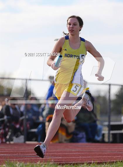 Thumbnail 1 in Phillipsburg Invitational Track Meet photogallery.