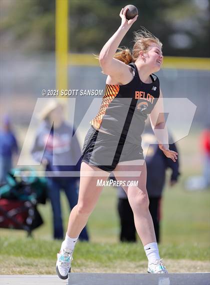 Thumbnail 1 in Phillipsburg Invitational Track Meet photogallery.