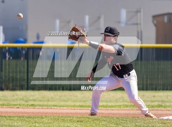 null - Photo 01