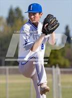 Photo from the gallery "James Logan @ Irvington"