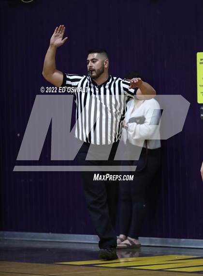 Thumbnail 2 in Fort Bragg @ Middletown (CIF NCS D4 First Round) photogallery.