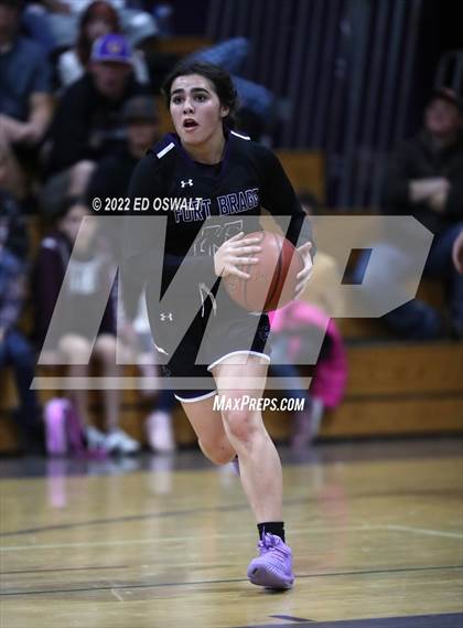 Thumbnail 2 in Fort Bragg @ Middletown (CIF NCS D4 First Round) photogallery.