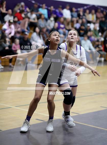 Thumbnail 1 in Fort Bragg @ Middletown (CIF NCS D4 First Round) photogallery.