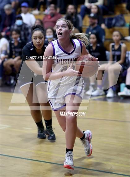 Thumbnail 3 in Fort Bragg @ Middletown (CIF NCS D4 First Round) photogallery.