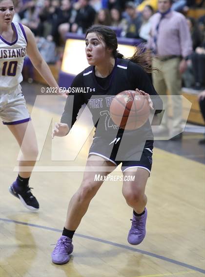 Thumbnail 2 in Fort Bragg @ Middletown (CIF NCS D4 First Round) photogallery.