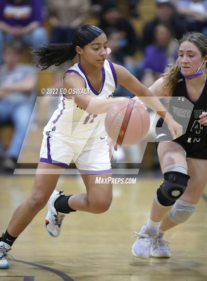 Thumbnail 2 in Fort Bragg @ Middletown (CIF NCS D4 First Round) photogallery.