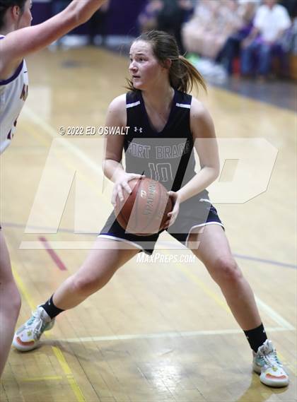 Thumbnail 2 in Fort Bragg @ Middletown (CIF NCS D4 First Round) photogallery.