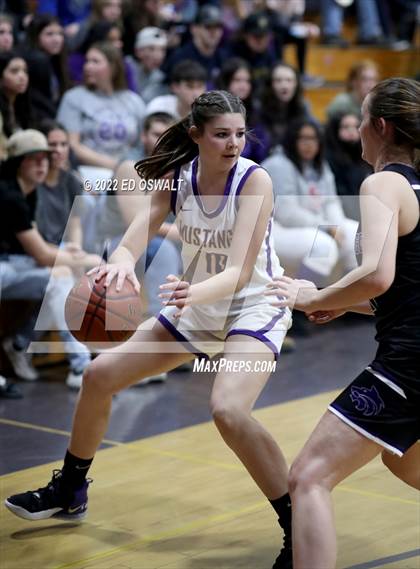 Thumbnail 3 in Fort Bragg @ Middletown (CIF NCS D4 First Round) photogallery.