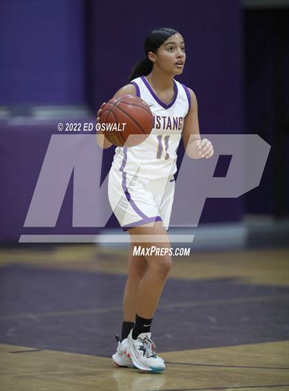 Thumbnail 3 in Fort Bragg @ Middletown (CIF NCS D4 First Round) photogallery.