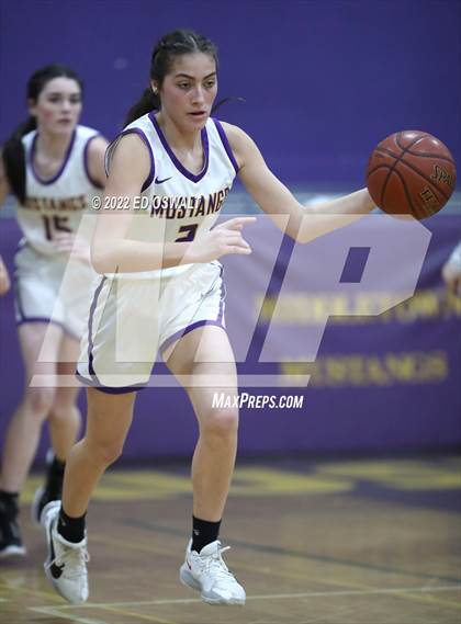 Thumbnail 3 in Fort Bragg @ Middletown (CIF NCS D4 First Round) photogallery.