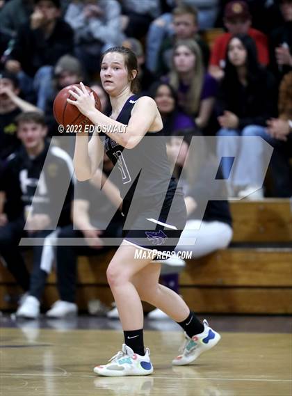 Thumbnail 1 in Fort Bragg @ Middletown (CIF NCS D4 First Round) photogallery.