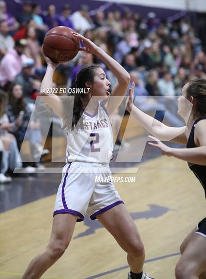Thumbnail 3 in Fort Bragg @ Middletown (CIF NCS D4 First Round) photogallery.