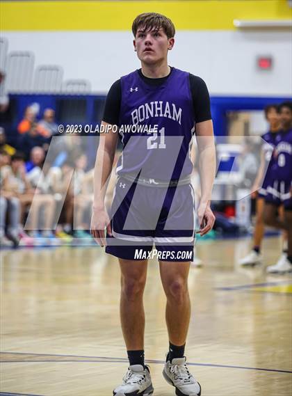 Thumbnail 2 in Caddo Mills vs. Bonham (62'nd Leonard Holiday Tournament) photogallery.