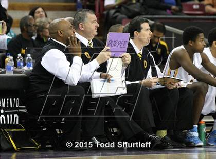 Thumbnail 2 in Modesto Christian vs. Bishop O'Dowd (CIF NorCal Regional Open Division Final) photogallery.