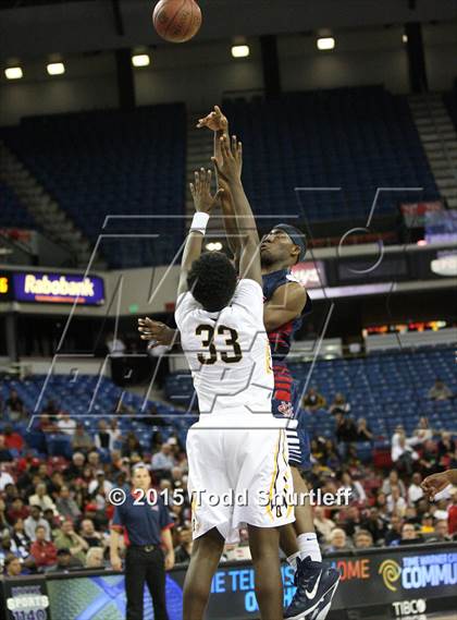 Thumbnail 1 in Modesto Christian vs. Bishop O'Dowd (CIF NorCal Regional Open Division Final) photogallery.