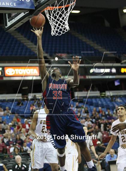 Thumbnail 1 in Modesto Christian vs. Bishop O'Dowd (CIF NorCal Regional Open Division Final) photogallery.
