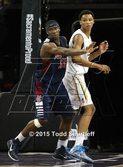 Thumbnail 1 in Modesto Christian vs. Bishop O'Dowd (CIF NorCal Regional Open Division Final) photogallery.