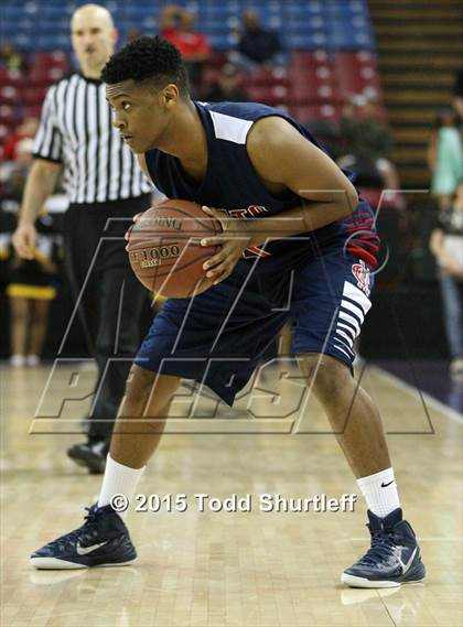 Thumbnail 2 in Modesto Christian vs. Bishop O'Dowd (CIF NorCal Regional Open Division Final) photogallery.