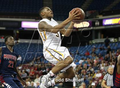 Thumbnail 1 in Modesto Christian vs. Bishop O'Dowd (CIF NorCal Regional Open Division Final) photogallery.