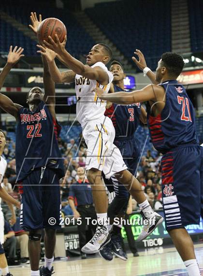 Thumbnail 3 in Modesto Christian vs. Bishop O'Dowd (CIF NorCal Regional Open Division Final) photogallery.