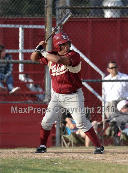 Thumbnail 1 in La Serna @ Whittier photogallery.