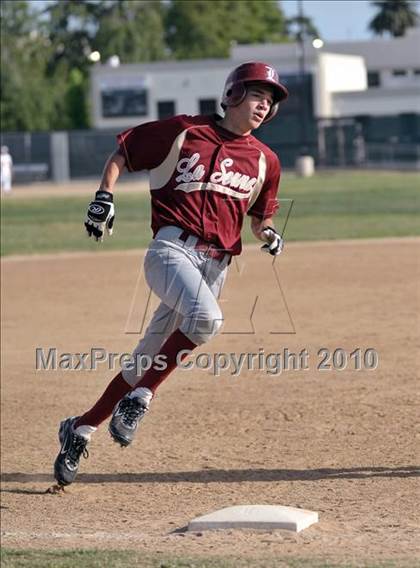 Thumbnail 1 in La Serna @ Whittier photogallery.