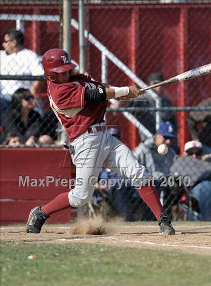 Thumbnail 3 in La Serna @ Whittier photogallery.