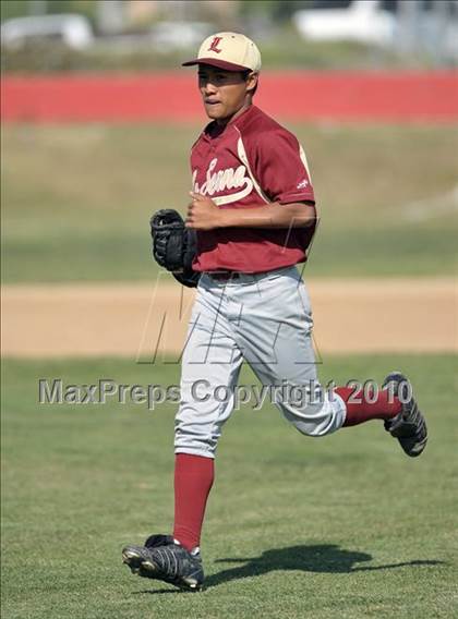 Thumbnail 1 in La Serna @ Whittier photogallery.