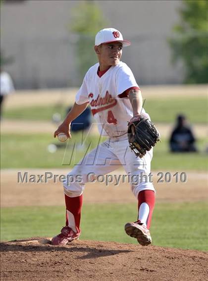 Thumbnail 3 in La Serna @ Whittier photogallery.