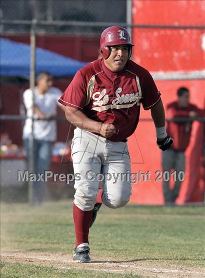 Thumbnail 2 in La Serna @ Whittier photogallery.