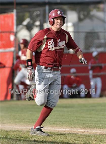 Thumbnail 3 in La Serna @ Whittier photogallery.