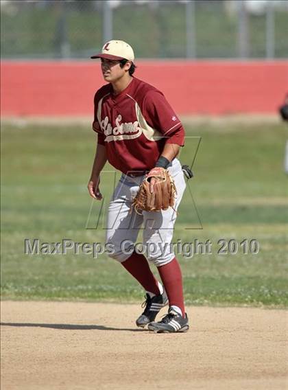 Thumbnail 1 in La Serna @ Whittier photogallery.