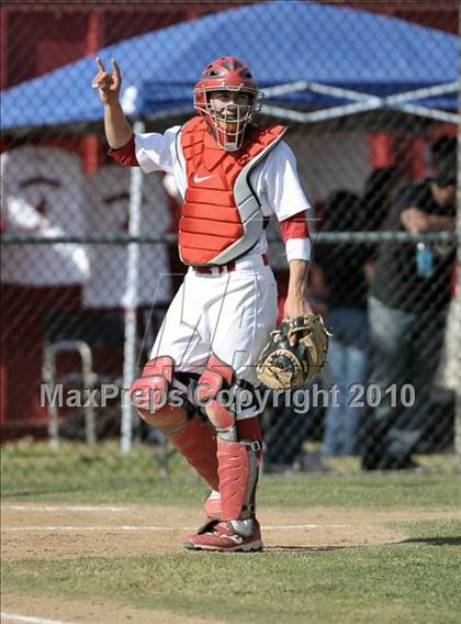 Thumbnail 2 in La Serna @ Whittier photogallery.
